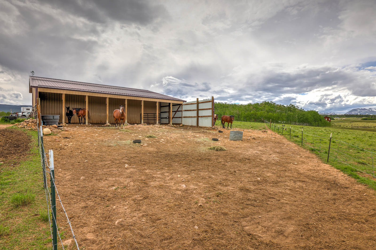 ranch in Colorado for sale horse stalls