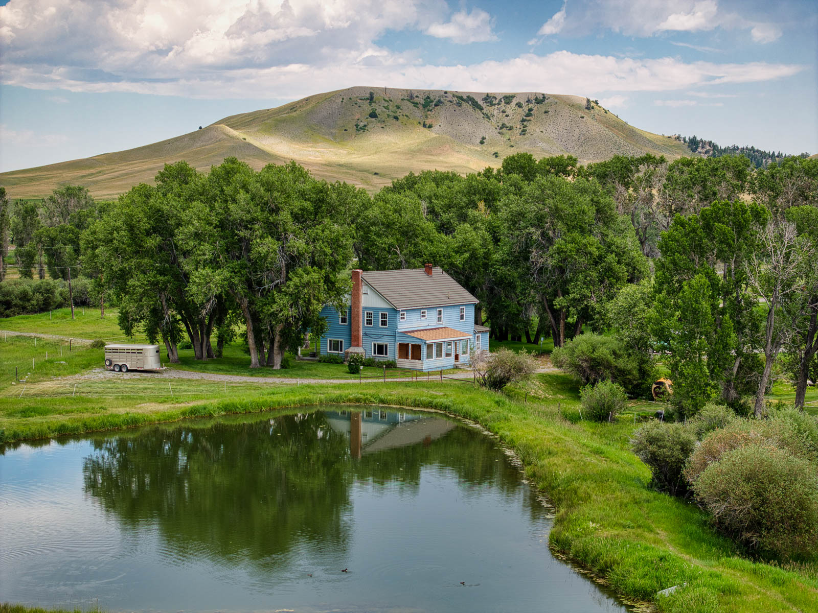 Antlers Ranch lakeside house