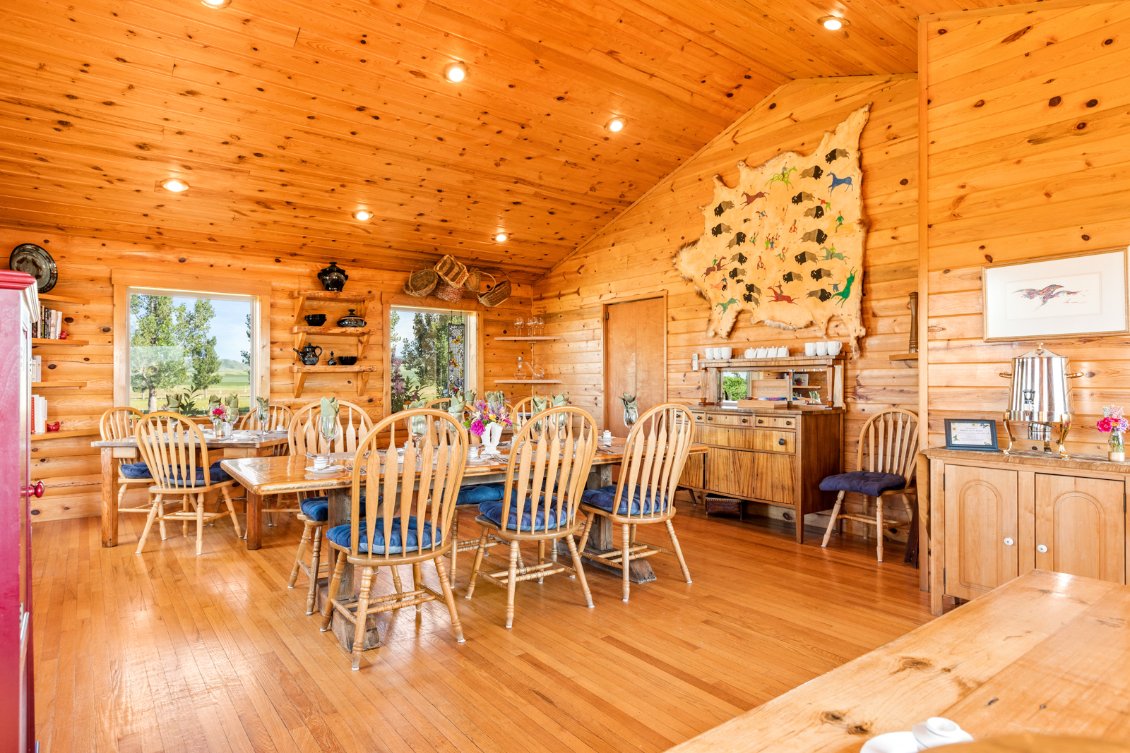 Forresters main lodge dining area