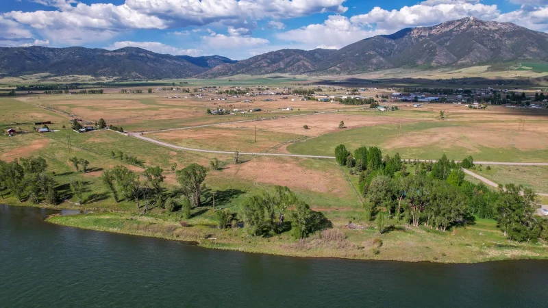 South Fork Water’s Edge Lot