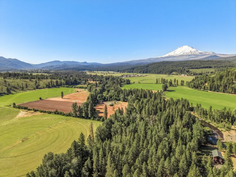 Riverrun Lodge